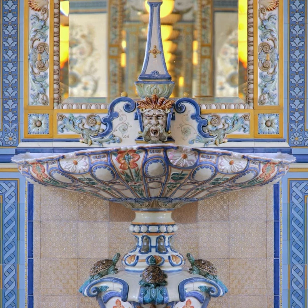 Pfunds Milchbrunnen am Eingang zum Milchladen.