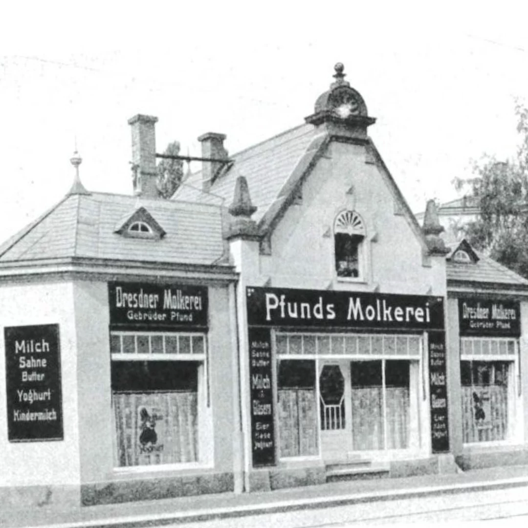 Filiale der Pfunds Molkerei auf der Kyffhäuserstraße um 1933.